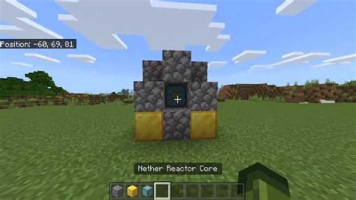 How to make a nether reactor on minecraft pe